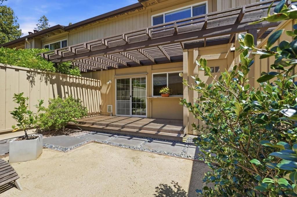 Image 33 of property listing at 6092 Calle De Amor, San Jose, CA 95124