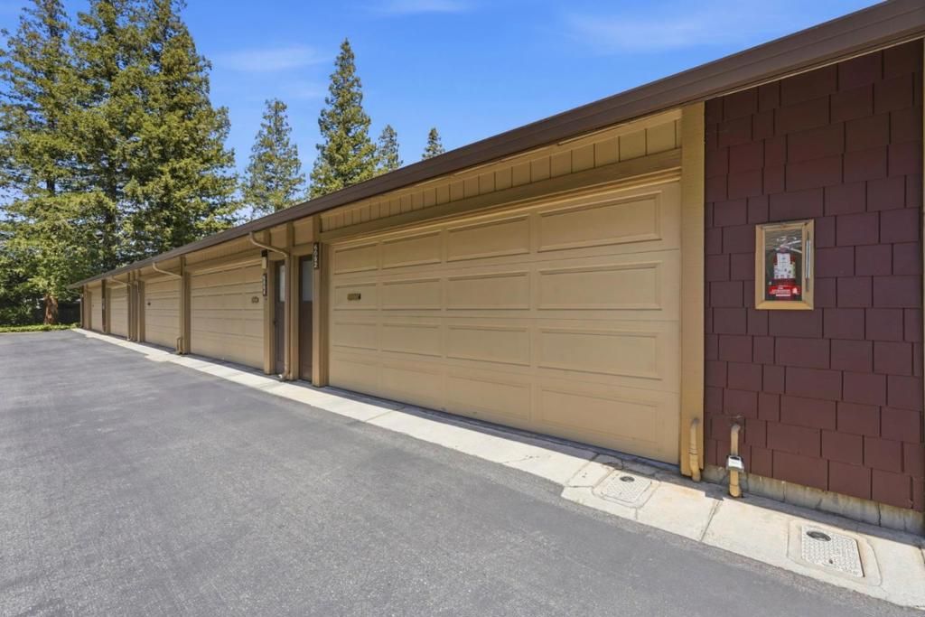 Image 39 of property listing at 6092 Calle De Amor, San Jose, CA 95124