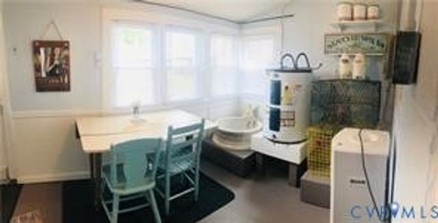 41 Hobday St, Mathews, VA 23128