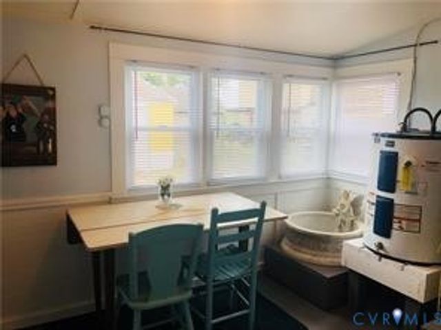 41 Hobday St, Mathews, VA 23128