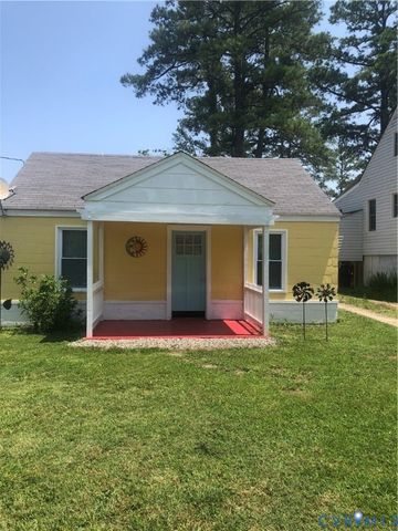41 Hobday St, Mathews, VA 23128