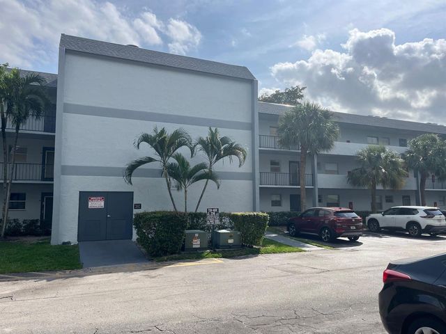 8360 Sands Point Boulevard 305, Fort Lauderdale, FL 33321