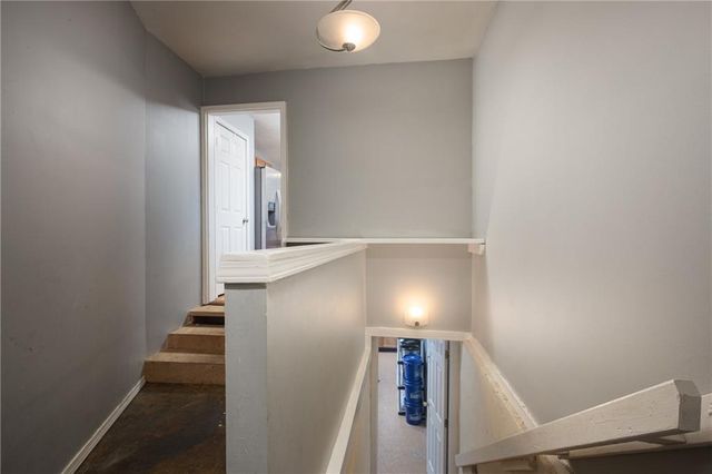 122 SE Moore Street, Blue Springs, MO 64014