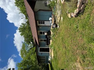 2827 Highway N, Bourbon, MO 65441