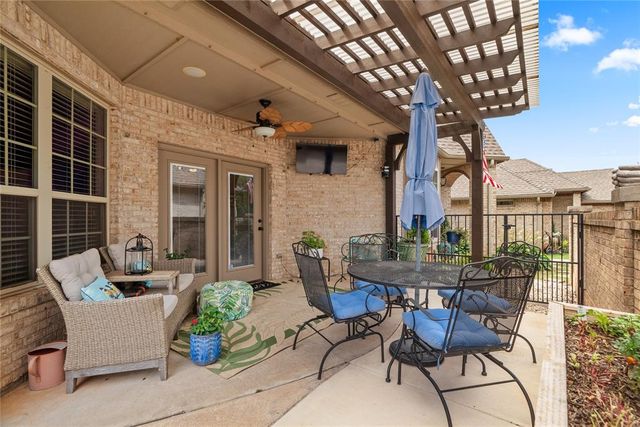 220 Boulevard Du Lac, Norman, OK 73071