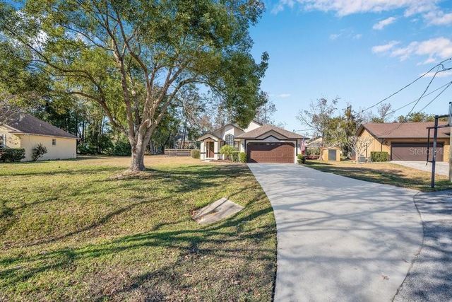 7220 LAKE DRIVE, Sanford, FL 32771