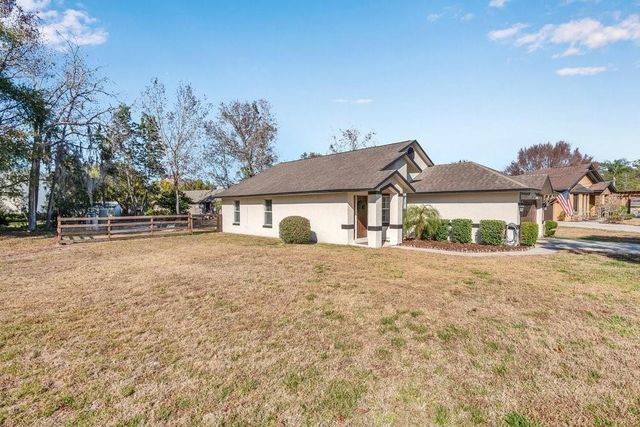 7220 LAKE DRIVE, Sanford, FL 32771