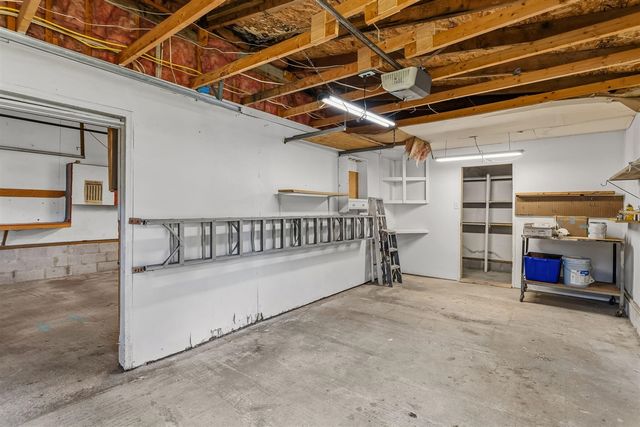 1259 S Brooks Road, Muskegon, MI 49442