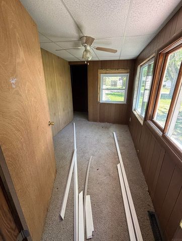 204 S Madison Street, Hazleton, IA 50641