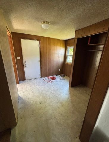 204 S Madison Street, Hazleton, IA 50641