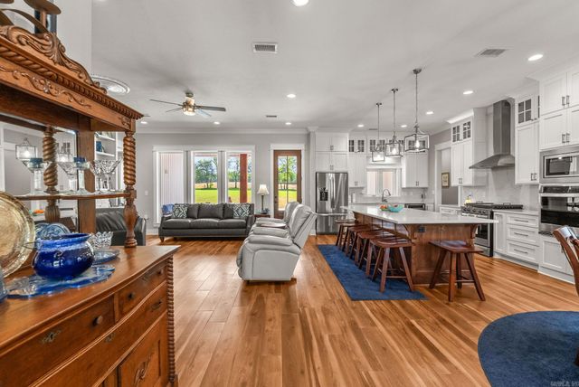 107 Holloway, Greenbrier, AR 72058