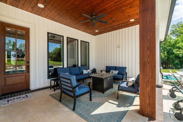 107 Holloway, Greenbrier, AR 72058