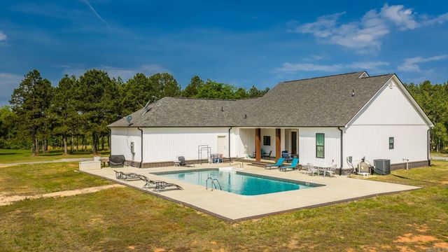 107 Holloway, Greenbrier, AR 72058