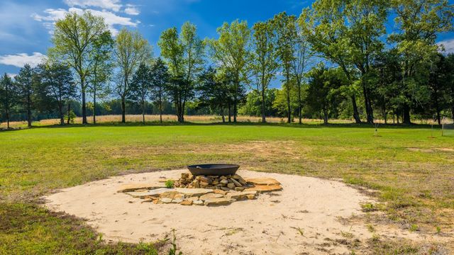 107 Holloway, Greenbrier, AR 72058
