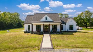 107 Holloway, Greenbrier, AR 72058