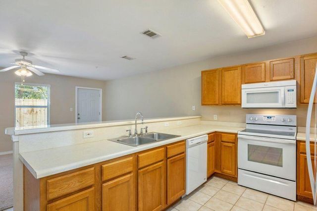 17 SE Shell Avenue, UNIT B2, Fort Walton Beach, FL 32548