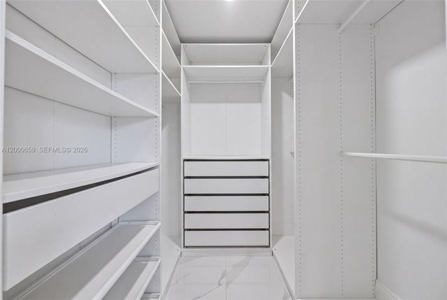 2051 NW 93rd Ln, Sunrise, FL 33322