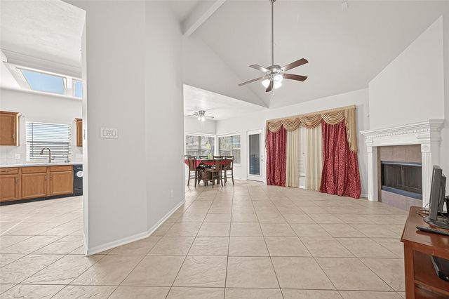 4919 Falls Circle, Missouri City, TX 77459