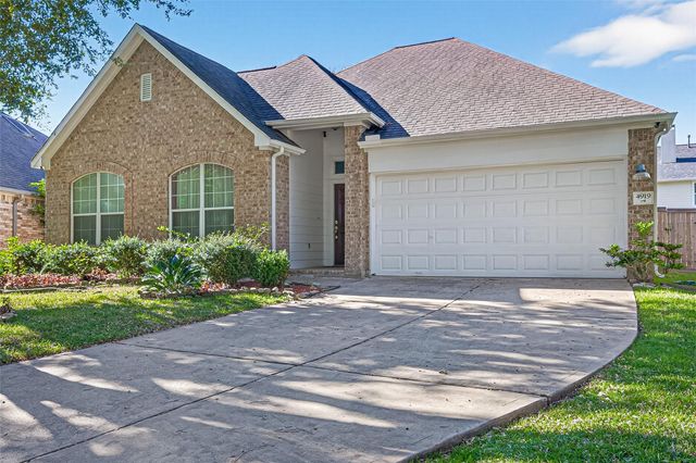 4919 Falls Circle, Missouri City, TX 77459
