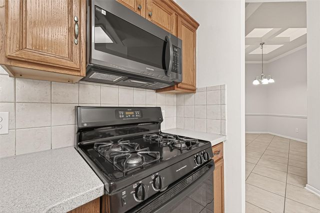 4919 Falls Circle, Missouri City, TX 77459