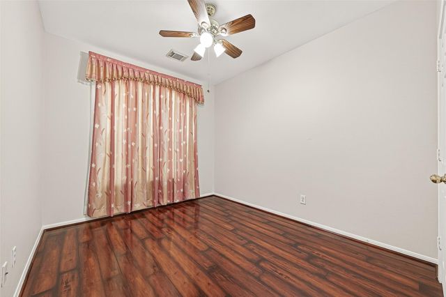 4919 Falls Circle, Missouri City, TX 77459