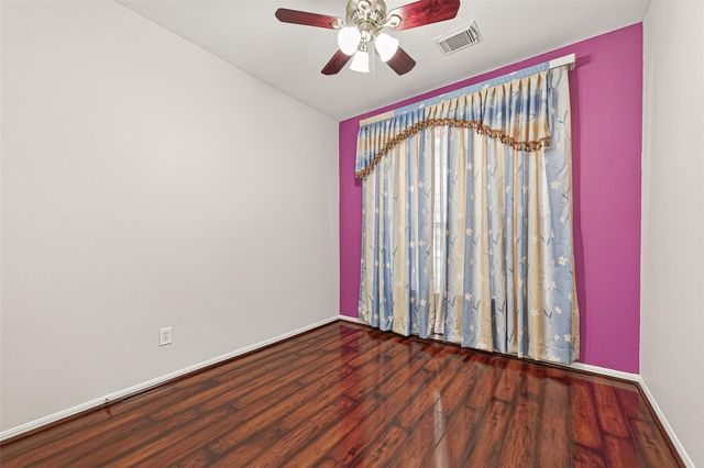 4919 Falls Circle, Missouri City, TX 77459