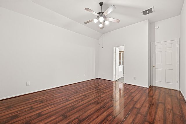 4919 Falls Circle, Missouri City, TX 77459