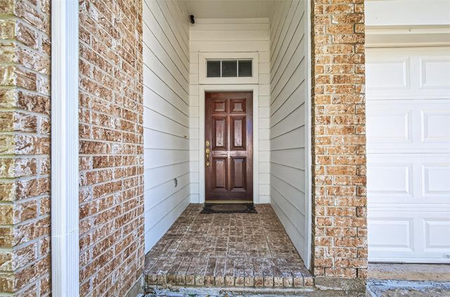 4919 Falls Circle, Missouri City, TX 77459