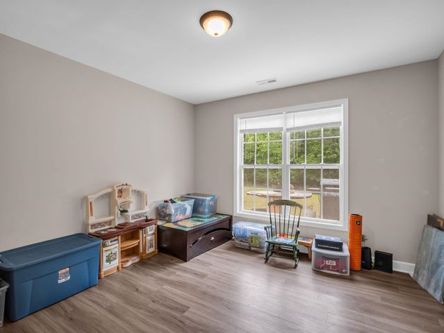 216 Hillcrest Dr, Gaffney, SC 29340