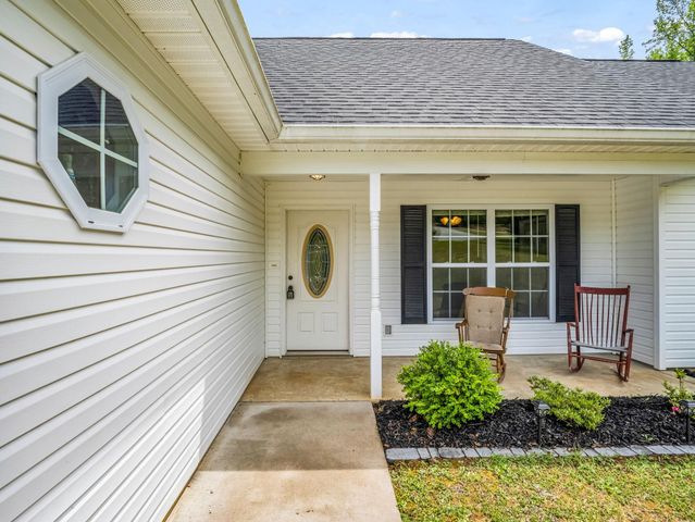 216 Hillcrest Dr, Gaffney, SC 29340