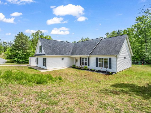 216 Hillcrest Dr, Gaffney, SC 29340