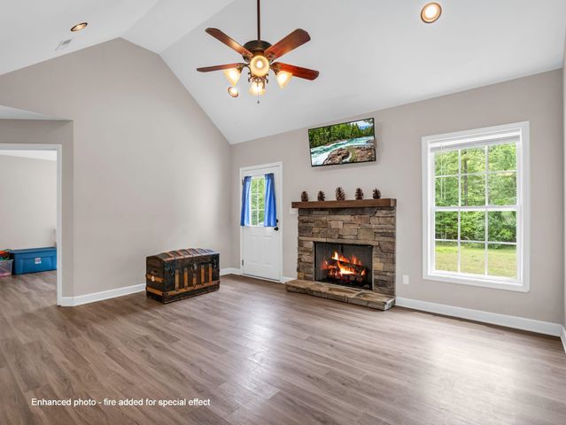 216 Hillcrest Dr, Gaffney, SC 29340