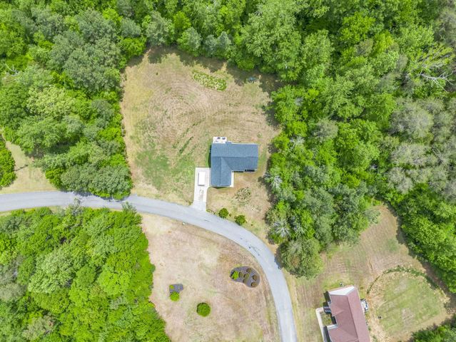 216 Hillcrest Dr, Gaffney, SC 29340