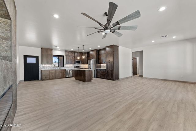 930 VIA MARCIA --, Wickenburg, AZ 85390