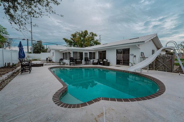 14001 YACHT CLUB BOULEVARD, Seminole, FL 33776