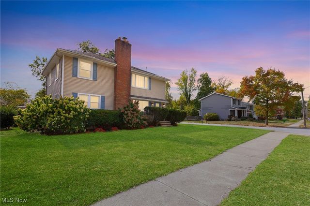 26741 Osborn Road, Bay Village, OH 44140