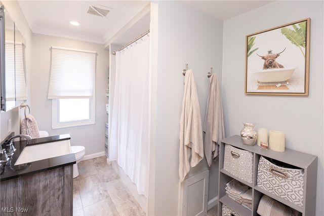 26741 Osborn Road, Bay Village, OH 44140