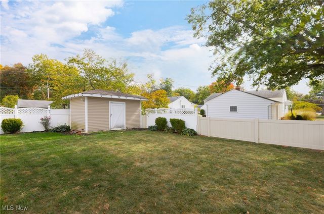 26741 Osborn Road, Bay Village, OH 44140