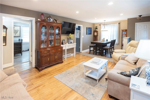 26741 Osborn Road, Bay Village, OH 44140