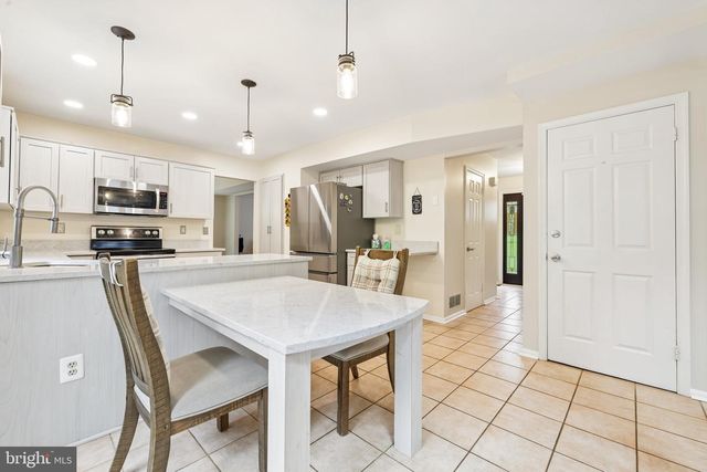 8522 AUTUMN RUST RD, Ellicott City, MD 21043