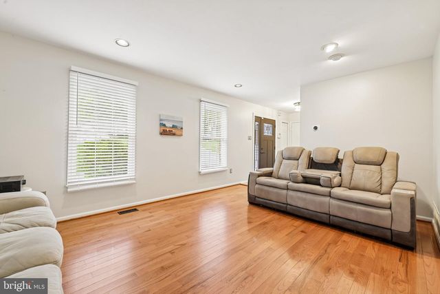 8522 AUTUMN RUST RD, Ellicott City, MD 21043