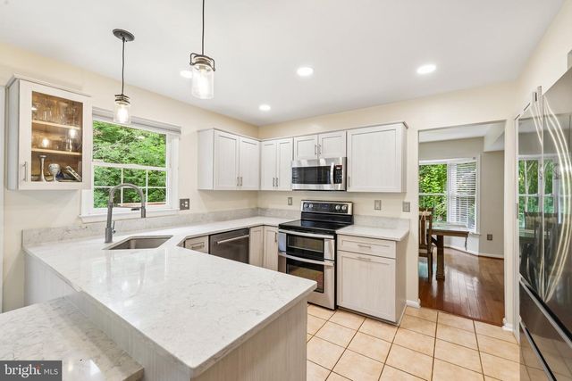 8522 AUTUMN RUST RD, Ellicott City, MD 21043