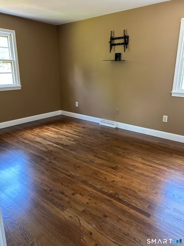 5 Sharon Court, Shelton, CT 06484