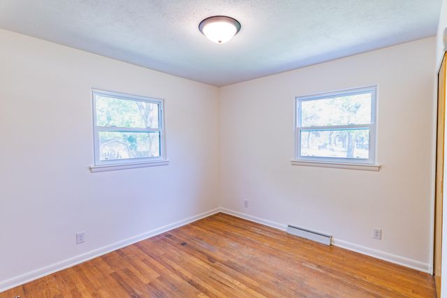 1122 Lynn Avenue, Kalamazoo City, MI 49008