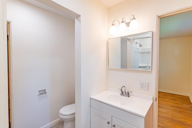 1122 Lynn Avenue, Kalamazoo City, MI 49008
