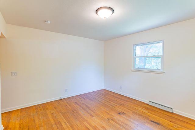 1122 Lynn Avenue, Kalamazoo City, MI 49008