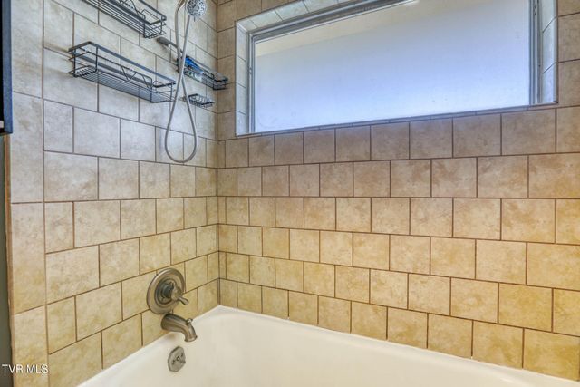2136 Heatherly Road, Kingsport, TN 37660