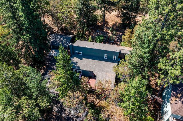 1000 Ivy Lane, Ashland, OR 97520