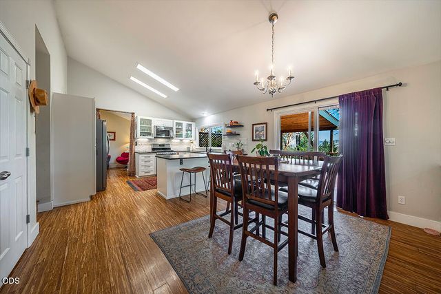 1000 Ivy Lane, Ashland, OR 97520