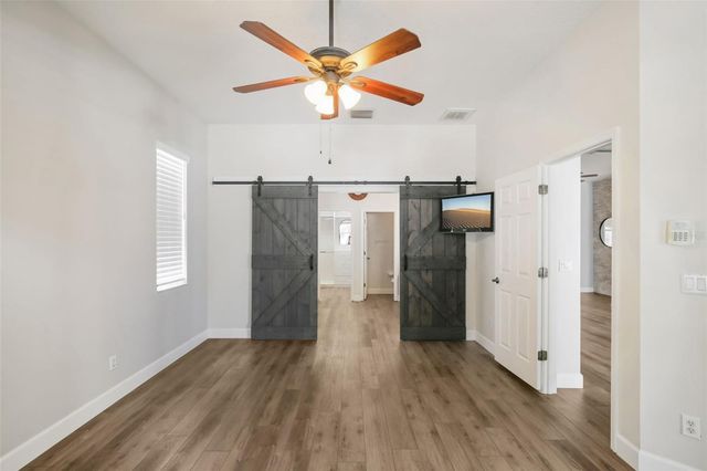 1918 RUTHERFORD DRIVE, Dover, FL 33527